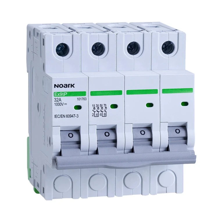 Spínací odpojovač, DC pre fotovoltaické aplikácie, 4-modulový, 4-pólový, 32A, 1000V DC PV-200-101763
