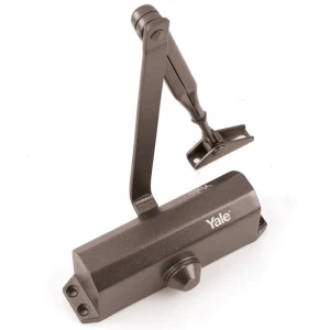 Yale MP522 – hydraulický dverný zatvárač hnedý