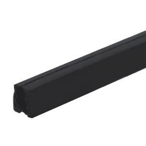 PSG Tesnenie pre nakladané uchytenie na sklo 20–21,5 mm – profil 24×24 mm, L=2500 mm